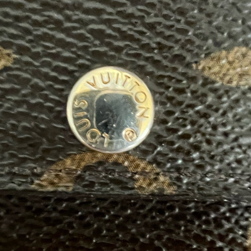 Louis Vuitton monogram Sarah wallet - Picture 11 of 16